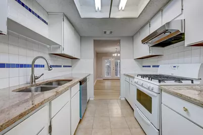 6300 Capriola Drive, Austin, TX 78745 - Photo 10