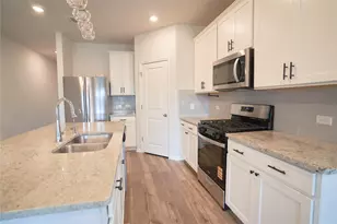 3034 Mill Run Bnd, Round Rock, TX 78665 - Photo 6