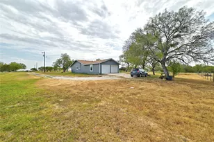 311 Salt Lake Rd, Luling, TX 78648 - Photo 24