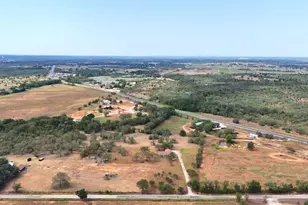 311 Salt Lake Rd, Luling, TX 78648 - Photo 36