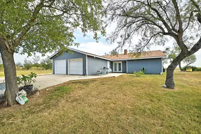 311 Salt Lake Road, Luling, TX 78648 - Photo 20