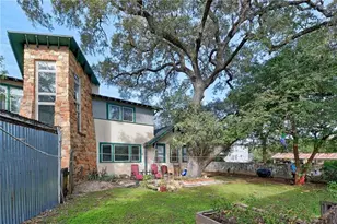 1305 Lorrain St, Austin, TX 78703 - Photo 2