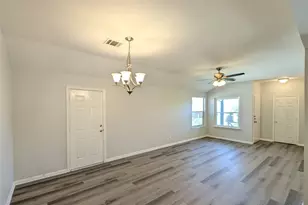 2200 Magnolia Dr, Round Rock, TX 78664 - Photo 4