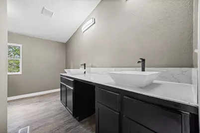 16401 Jacobson Road, Del Valle, TX 78617 - Photo 20