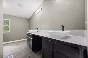 16401 Jacobson Rd, Del Valle, TX 78617 - Photo 20