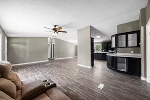 16401 Jacobson Rd, Del Valle, TX 78617 - Photo 6