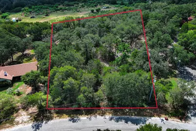 000 Piney Ridge Drive, Bastrop, TX 78602 - Photo 1