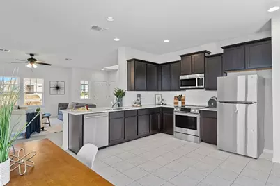 9713 Grapevine Leaf Drive, Manor, TX 78653 - Photo 10