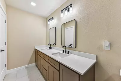 7523 Glenhill Road, Austin, TX 78752 - Photo 26