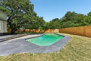 7523 Glenhill Rd, Austin, TX 78752 - Photo 36