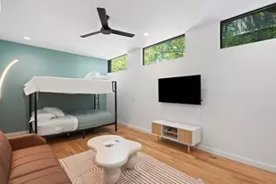 1103 Cherico St, Austin, TX 78702 - Photo 24