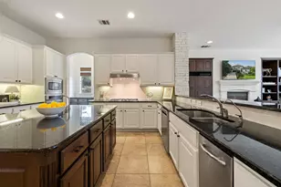 15713 Spillman Ranch Loop, Austin, TX 78738 - Photo 12