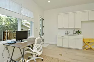 304 Westwood Terrace, Austin, TX 78746 - Photo 38