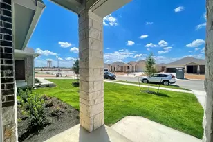 110 Krause Spgs Dr, Hutto, TX 78634 - Photo 4