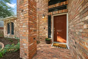 4435 Hunters Lodge Dr, Round Rock, TX 78681 - Photo 2