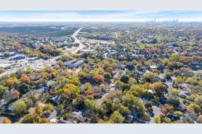 6710 Kings Point W, Austin, TX 78723 - Photo 40