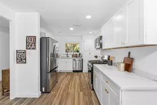 6710 Kings Point W, Austin, TX 78723 - Photo 12