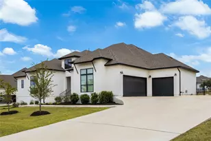 494 Prairie Clover Dr, Dripping Springs, TX 78620 - Photo 2