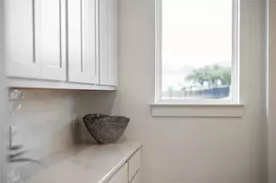 494 Prairie Clover Dr, Dripping Springs, TX 78620 - Photo 16