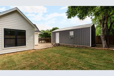 402 E Ash Drive, Johnson City, TX 78636 - Photo 28