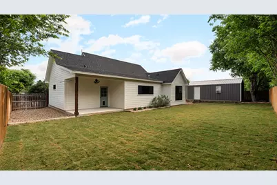 402 E Ash Drive, Johnson City, TX 78636 - Photo 6