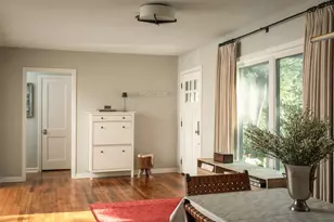 5207 Valley Oak Dr, Austin, TX 78731 - Photo 2