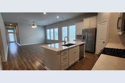 424 Los Olives Lane, Liberty Hill, TX 78641 - Photo 8