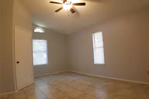 8310 Los Ranchos Dr, Austin, TX 78749 - Photo 14