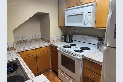 2510 San Gabriel Street #306, Austin, TX 78705 - Photo 6
