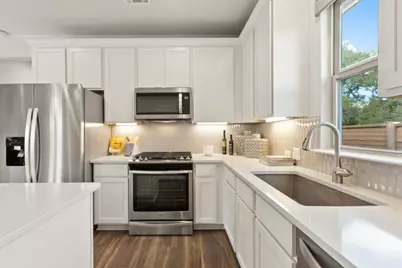 16703 Radiant Drive, Manor, TX 78653 - Photo 4