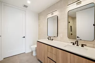 84 East Ave, Austin, TX 78701 - Photo 24