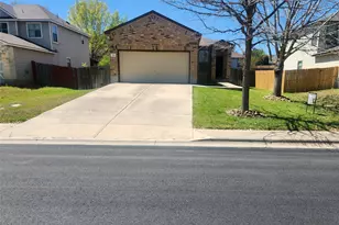 205 Beech Dr, Kyle, TX 78640 - Photo 12