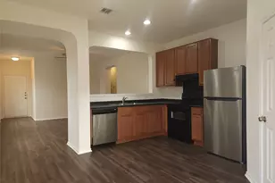 205 Beech Dr, Kyle, TX 78640 - Photo 4