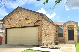 205 Beech Dr, Kyle, TX 78640 - Photo 4