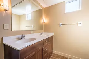 711 W 26th St, Austin, TX 78705 - Photo 20