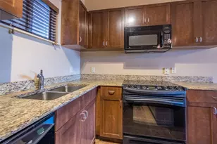 711 W 26th St, Austin, TX 78705 - Photo 6