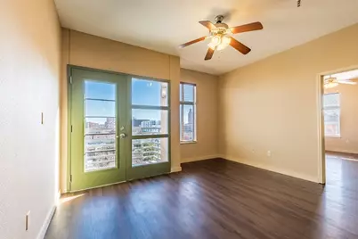 711 W 26th Street #703, Austin, TX 78705 - Photo 10