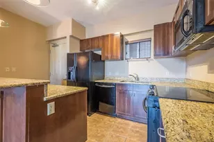 711 W 26th St, Austin, TX 78705 - Photo 4