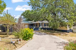 2011 County Road 118 Rd, Burnet, TX 78611 - Photo 2