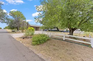 2011 County Road 118 Rd, Burnet, TX 78611 - Photo 38