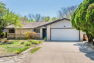 5811 Cannon Mountain Dr, Austin, TX 78749 - Photo 2