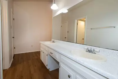 5811 Cannon Mountain Drive, Austin, TX 78749 - Photo 14