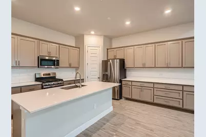 2800 Sebring Circle, Austin, TX 78747 - Photo 10