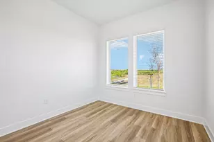 8609 Chalgrin Pl, Austin, TX 78744 - Photo 14