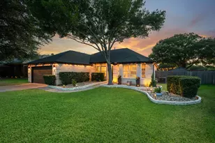 2621 Goldfinch Dr, Cedar Park, TX 78613 - Photo 2
