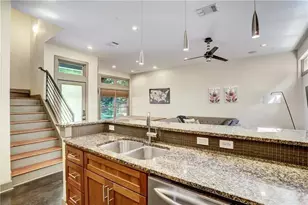 602 W N Loop Blvd, Austin, TX 78751 - Photo 10