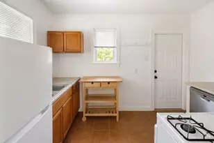 2940 Eckert St, Austin, TX 78722 - Photo 4