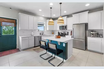 6305 Pine Leaf Trail, Austin, TX 78747 - Photo 14