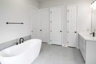 308 Foxfire Cv, Lockhart, TX 78644 - Photo 18