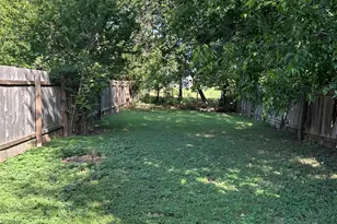 1118 E Brookswood Ave, Austin, TX 78721 - Photo 10